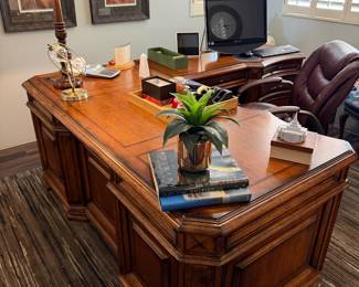 AspenHome L-Shaped Office Desk and Lateral File 