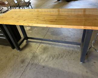 Work Bench, Like New!