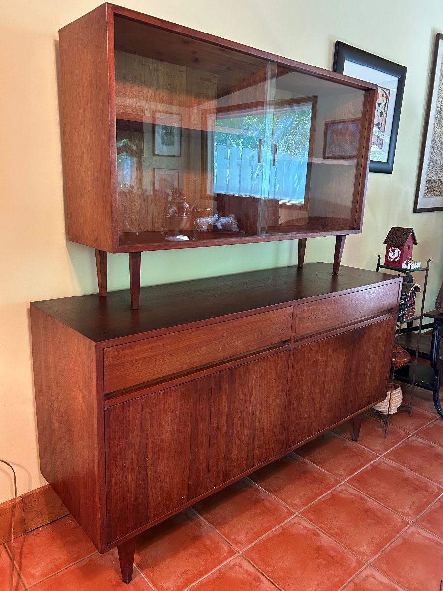 Amazing MCM Cabinet