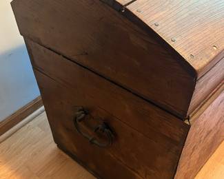 Side View of the Dome Trunk