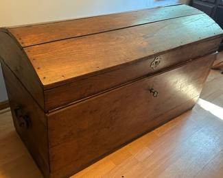 Late 1700's Early 1800's Dome Trunk, Large and AMAZING!