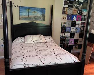 Four poster bed