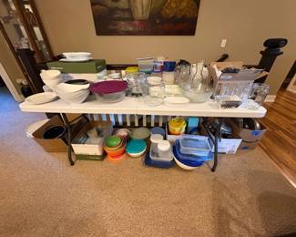 Kitchen Tupperware, containers, glassware sets, kitchen plates/bowls set