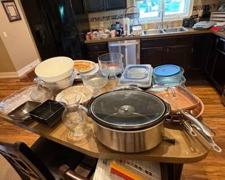 Misc kitchen cookware, crock pot