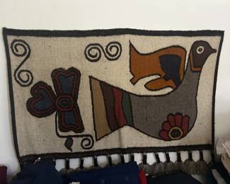 100% wool woven rug from ecuador