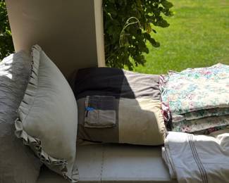 Pillows & Linens