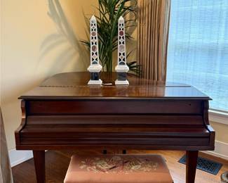 Kirchner Piano