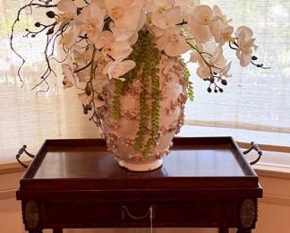 Butler's Tray Table