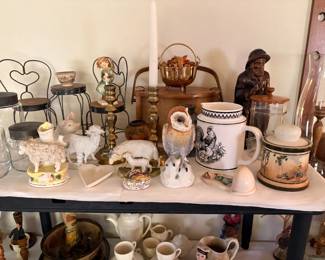 Pottery and doll furnishings