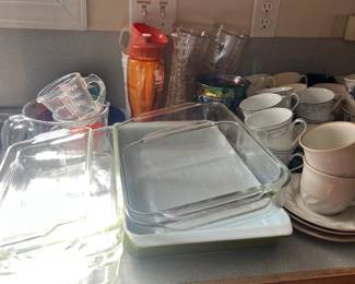 Baking dishes 