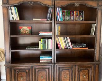 Pair of flanking bookcases 