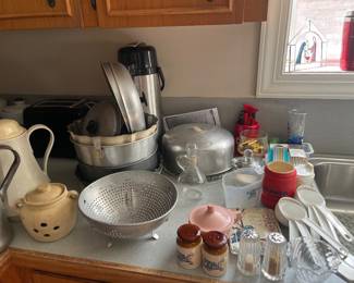 Vintage kitchenwares