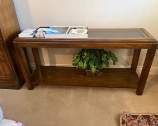 Console table 