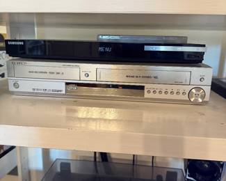 Samsung dvd recorder model DVD-DR300