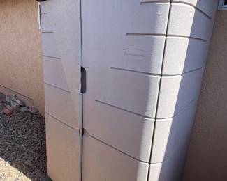 Rubbermaid storage shed
