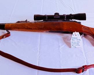 Remington Model 700 BDL 300 WIN MAG Leupold Scope with sling