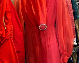 gorgeours 60s cocktail dress