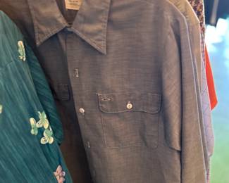 chambray shirt men's