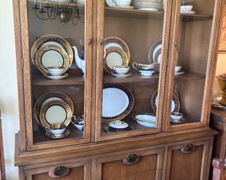 Vintage hutch 