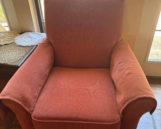 Flex steel swivel chair