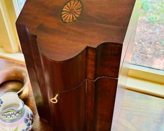 Knife box...
