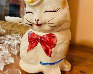 Vintage Shawnee Pottery "Puss in Boots" cookie jar...