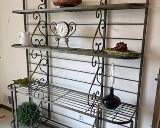 Bakers rack