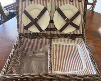 Brand new picnic set