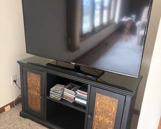 TV & Stand