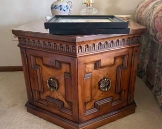 End table