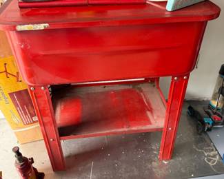 Sandblasting cage