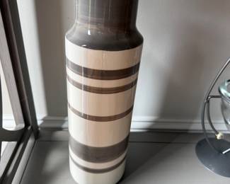 Decorative vase