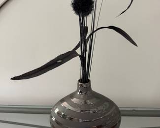Decorative vase
