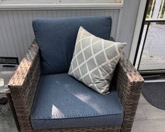Pair wicker chairs