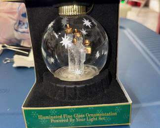 New Christmas bulbs for tree