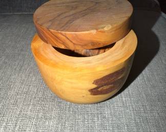 Olive salt keeper