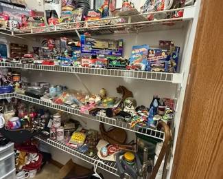 tons of collectibles including nascar