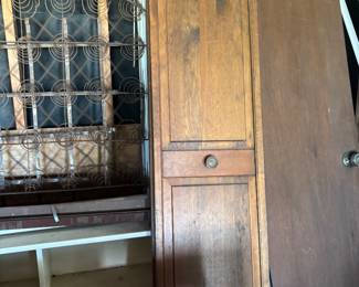 Room dividers 
