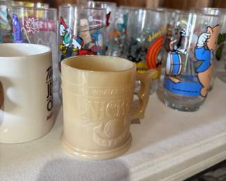 Looney Tunes glasses