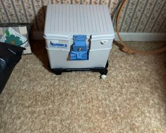 Brinks safe with keys