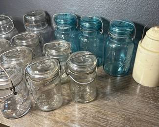 Mason Jars with matching lids