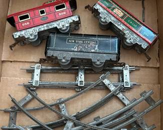 old train. Engine car included. Forgot to put in pic