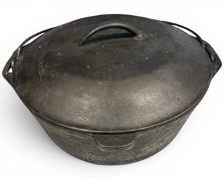 Cast iron dutch oven