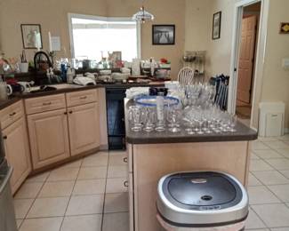 Miscellaneous kitchen