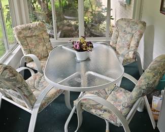 White Metal Floral Patio Set