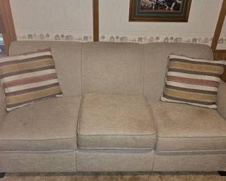 England Angie Sofa