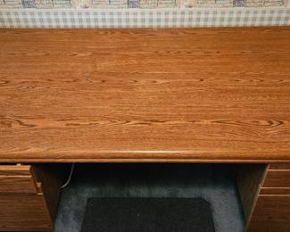 Oak Executive Desk second image