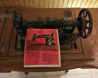 Antique Singer Treadle Sewing Machine second image