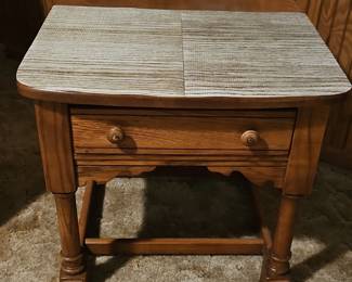 Oak End Table with Drawer