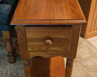 Oak End Table with Drawer B